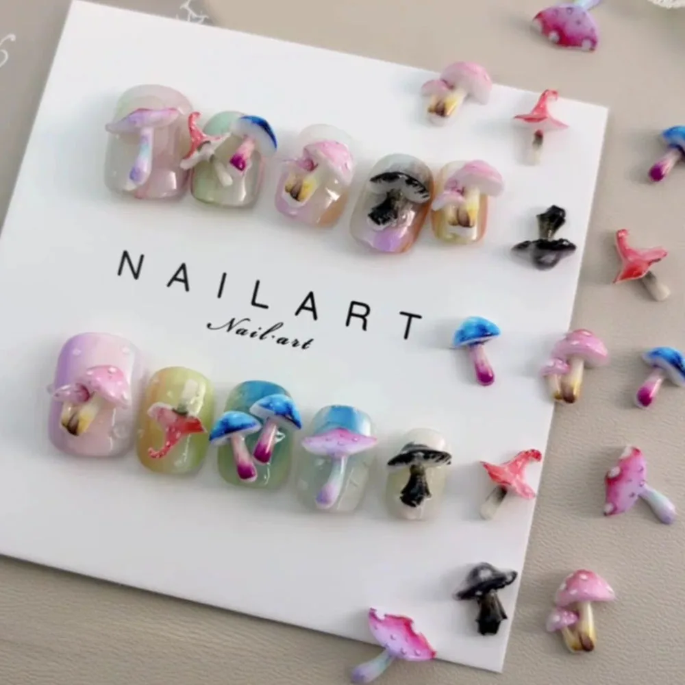 50 Uds. De dijes de uñas de setas Kawaii, piezas de resina acrílica 3D para uñas, mezcla de colores, decoración de uñas para manicura, Mini accesorios de setas