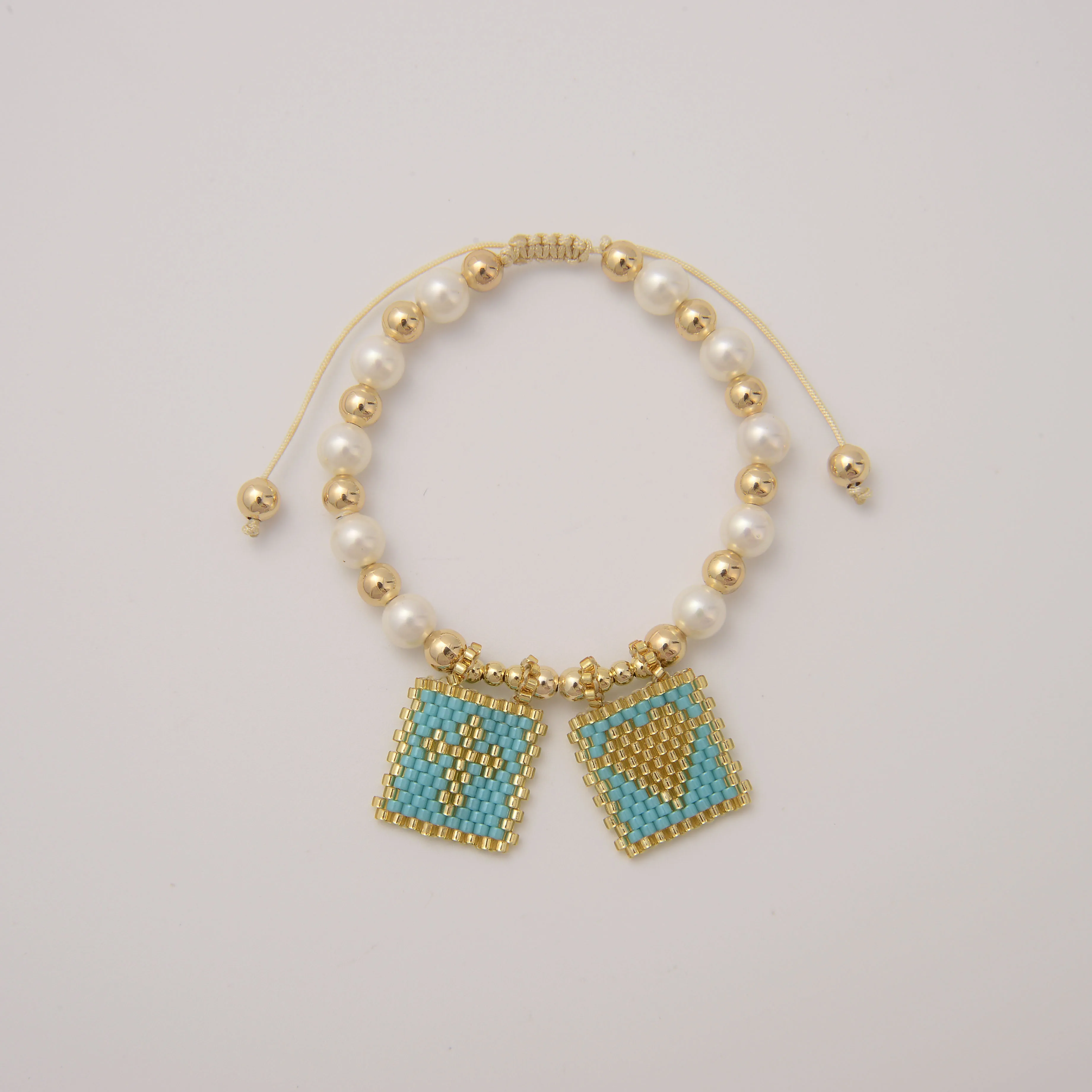 Handmade Shell Pearl Bracelet with Heart Cross Miyuki Beads, 24K Gold Plated Copper, Imitation Pearl