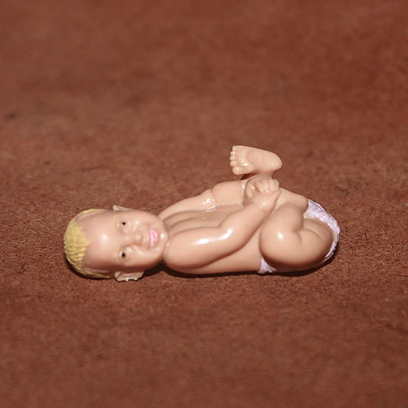 Miniatures Baby House Model Cute Crawl Sitting Kids Action Figure Doll Infant Child Figurine Gift Fairy Garden Decor Scenes Toys