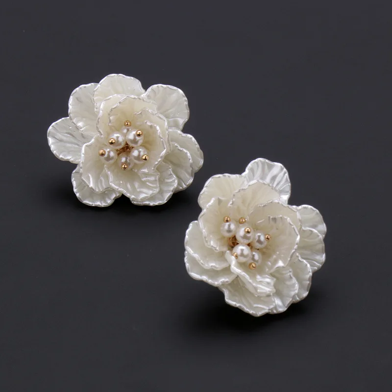 White Color Flower Girl Earrings Women Stud Earrings Accessories Atmosphere Dance Performance Birthday Gift Crown