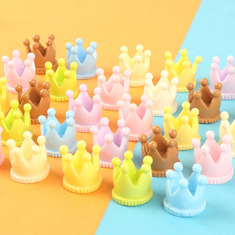 10pcs Kawaii Diy Mini Resin 3D Crown Figures Miniature Items Decorative Sculpture Desk Accessories Figurines Jewelry Decoration