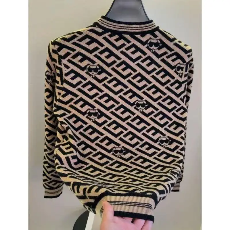 Men's Autumn and Winter New Business Round Neck Knitted Sweater