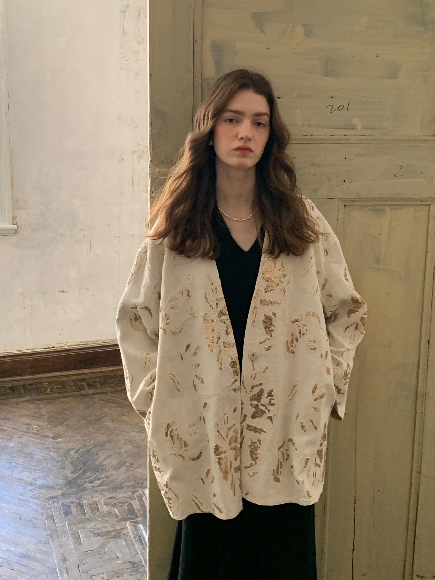 

Zhu Early Autumn Embroidered Loose Women's Jaet Luxury Feel Mid-Length Design Sensation Slimming Effect Busin Wear