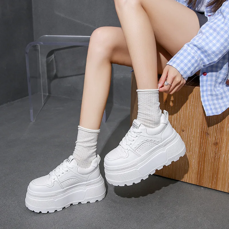 

Women's White Platform Sneakers Breathable Perforated Upper Non-Slip Chunky Sole Fashion Daily Streetwear Casual Walking Shoes