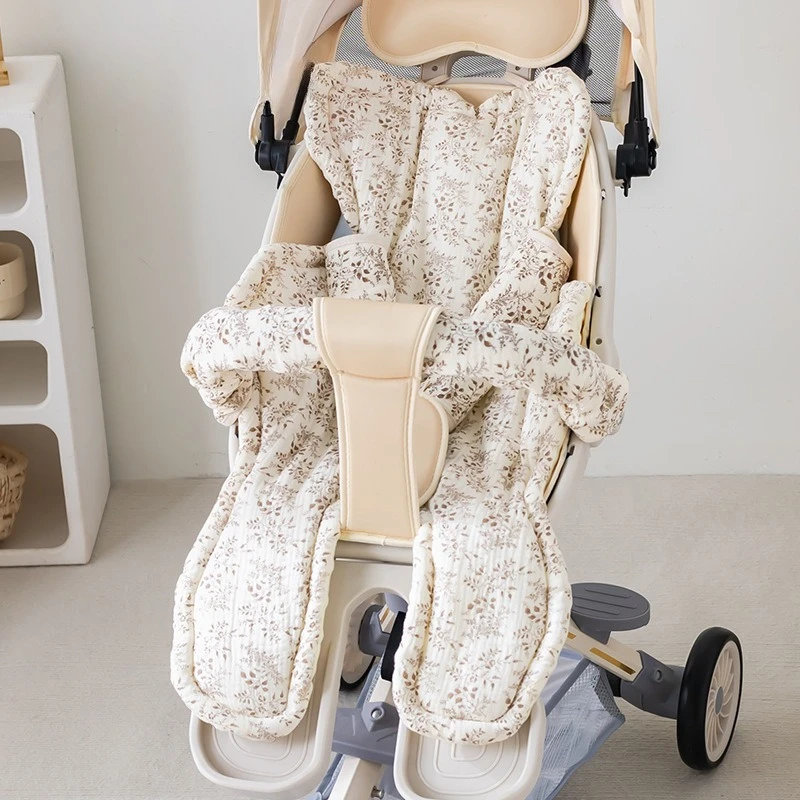

Корейская плюшевая подушка для сиденья коляски с милыми мультяшными точками для детской коляски, мягкая хлопковая утолщенная подушка для сиденья на осень-зиму для колясок