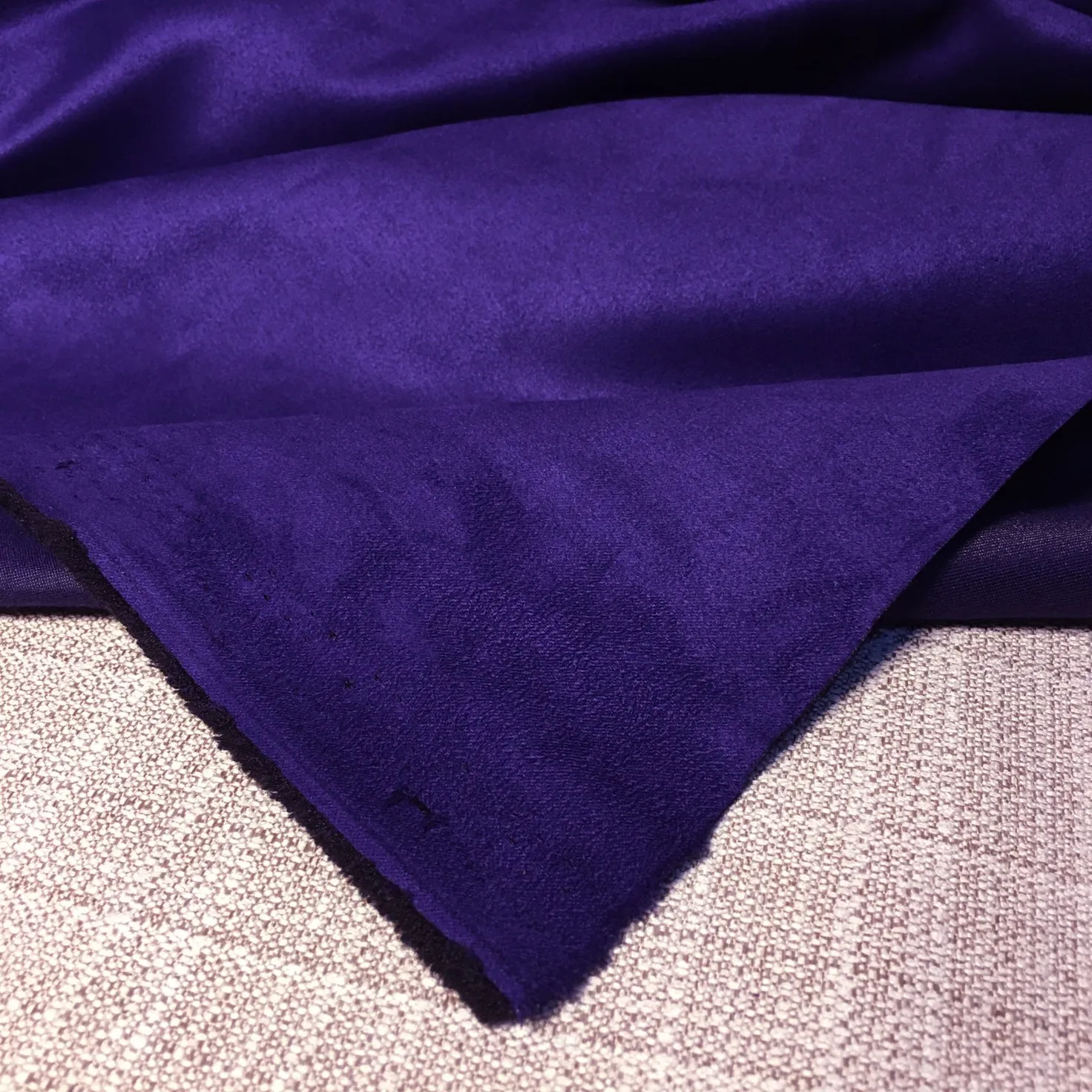 تشفير قماش من جلد الغزال الأرجواني تقليد الغزلان من جلد الغزال المنسوجة النسيج الخياطة الملابس DIY أريكة المنسوجات المنزلية النسيج غير المرنة