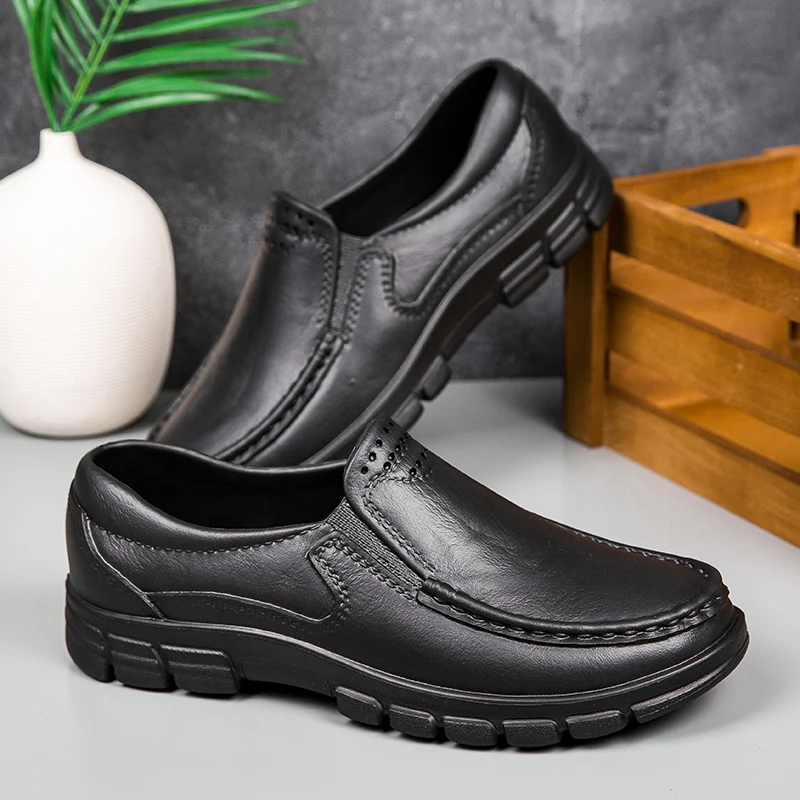 Fashion Anti Slip Oil Resistant Men Chef Shoes New Comfort Plus Size Business Casual Men's Work Leather Shoes Soft Driving Shoes