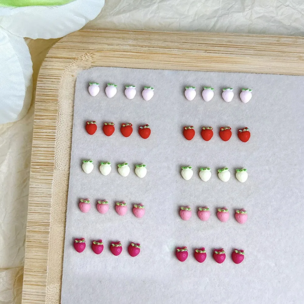 50 pezzi in resina fragola decorazioni per unghie macaron colorato cartone animato nail art charms unghie simulate artigianato adesivi per unghie fragola