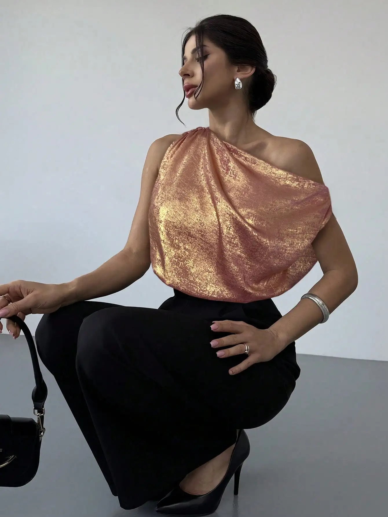 

Asymmetrical One Shoulder Loose Gold Coated Sleeveless Blouse For Women Elegant Party Casual Top