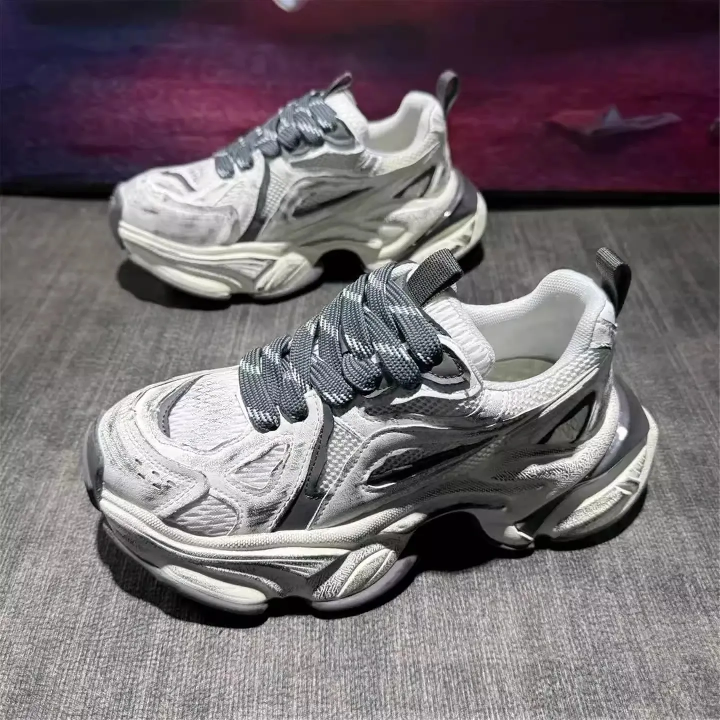 

Men's Breathable Sporty Casual Shoes Fashionable Dad Sneakers Height Increasing Versatile Thick Bottom Low Top Sneakers