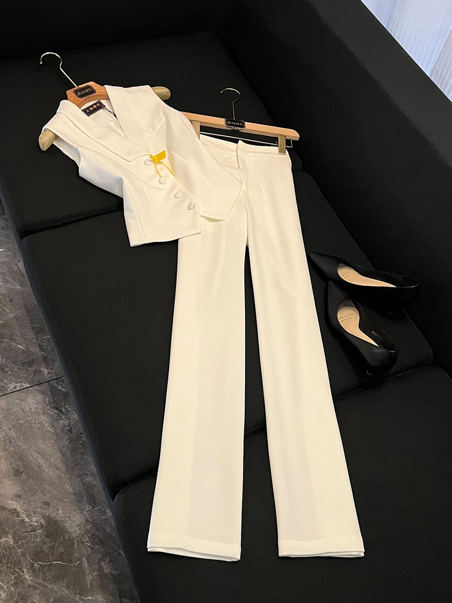 

Retro V-Ne Suit Jaet Vest White Profional OL ort Svel Top Set Vintage Sle Faionable Workwear for Women