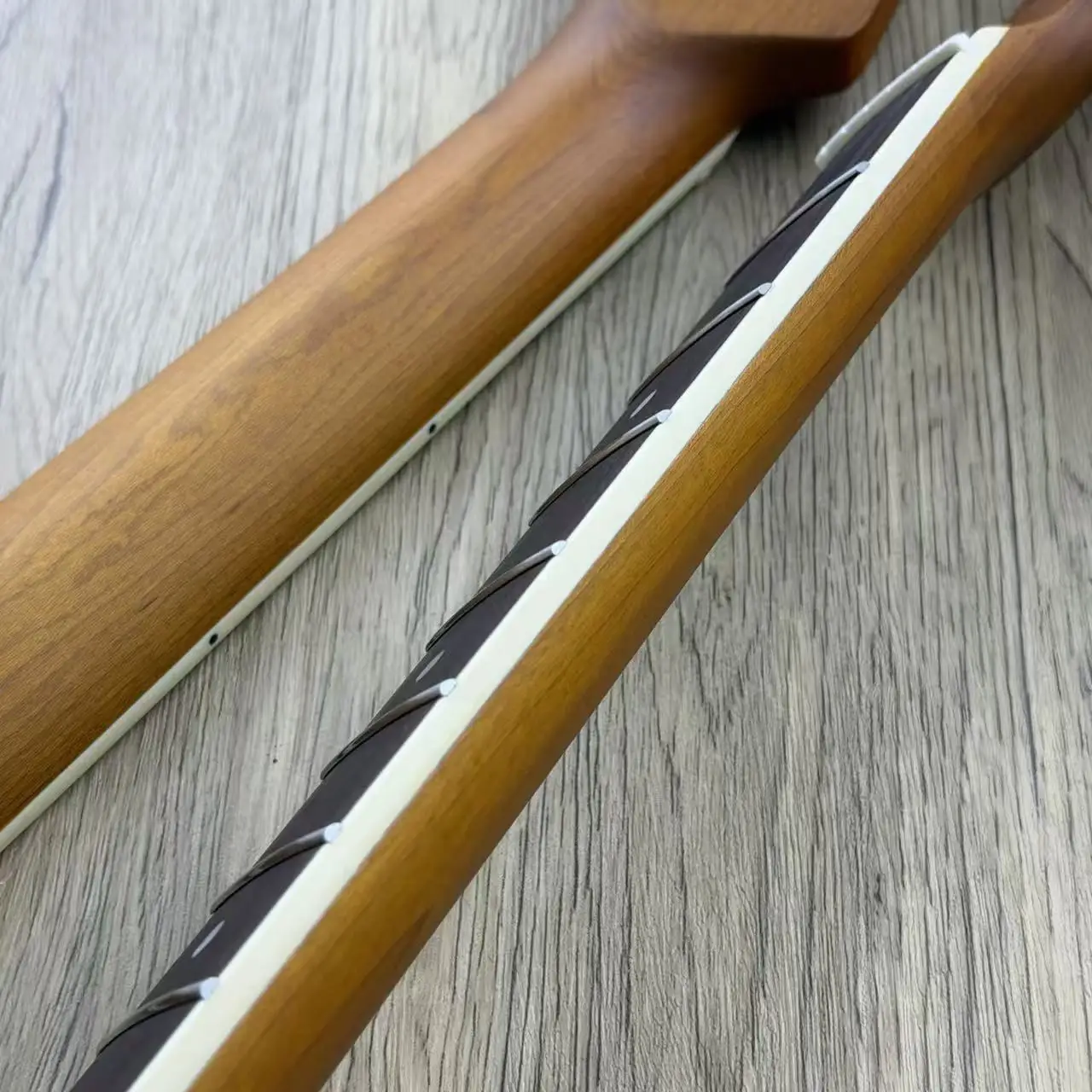 JAG Electric Guitar Neck - Roasted Maple, Bound Rosewood Fingerboard, 610mm Scale Length