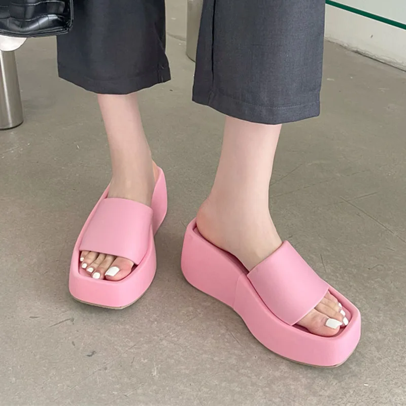 2023 New Brand Women Slipper Pink Fashion High Platform Heel Ladies Sandal Shoes Elegant Wedge Outdoor Slides Flip Flops Sh