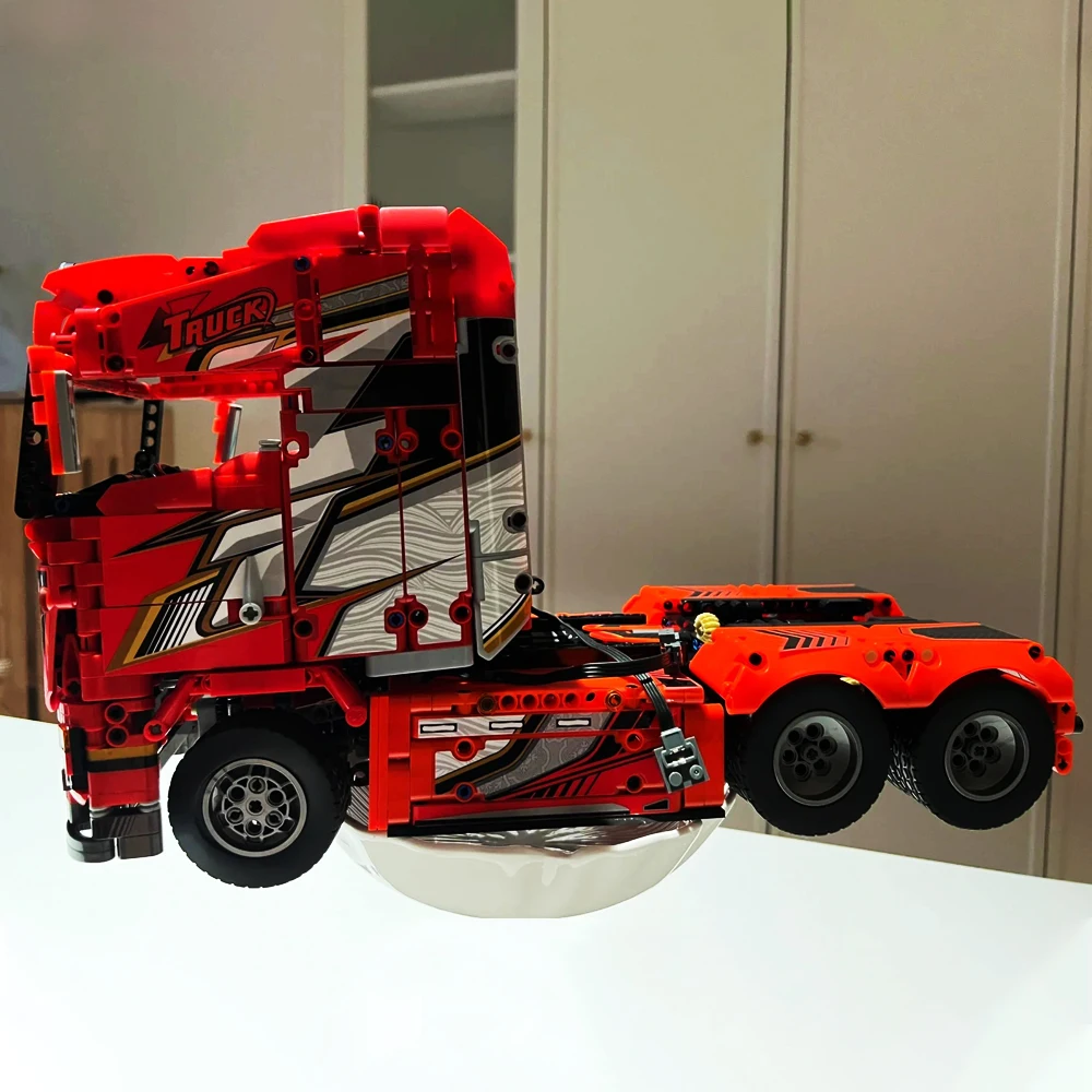 Technical Series City Cargo Truck Building Blocks High-Tech Heavy Truck Tractor Model Bricks Assemble Toys For Kid Xmas Gift MOC