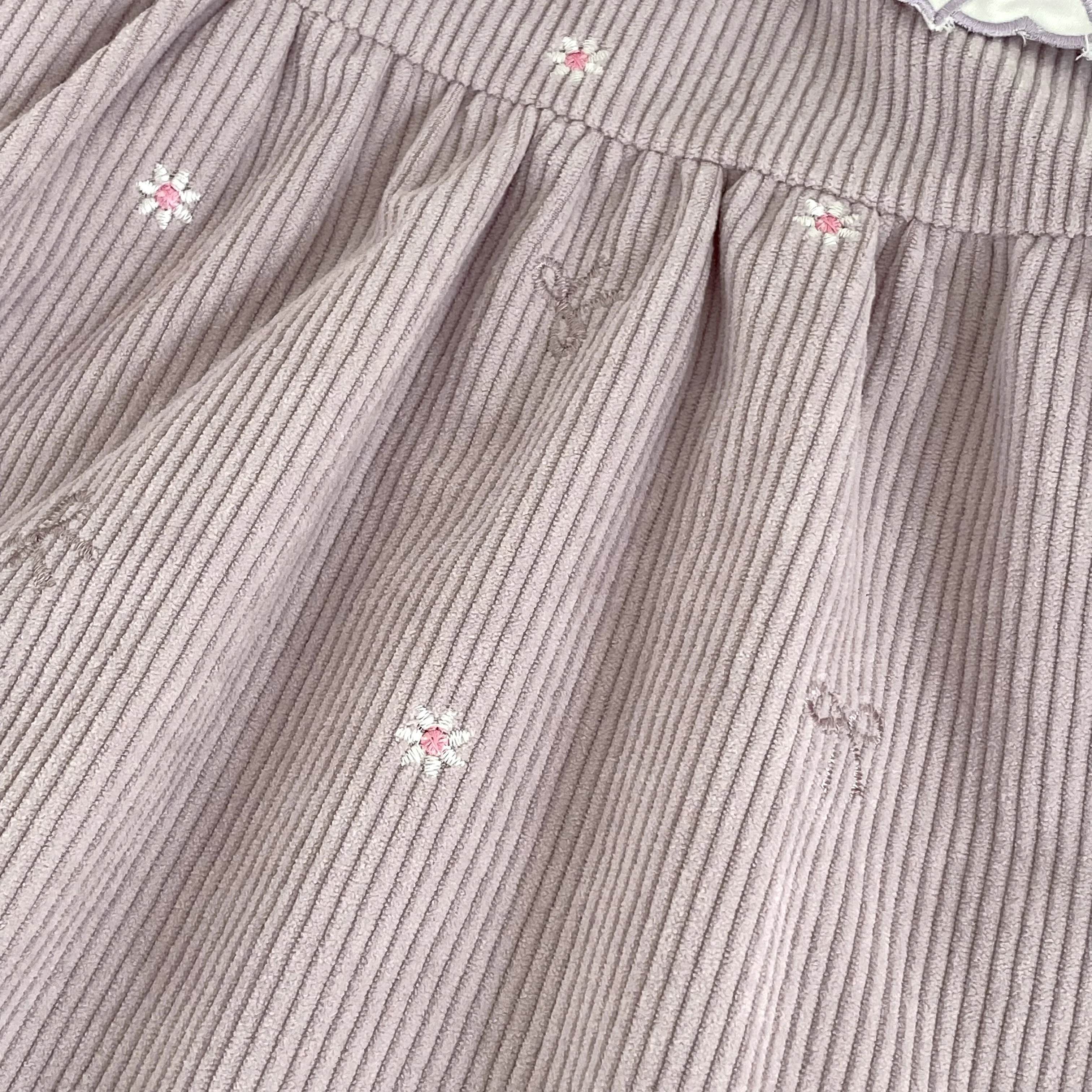 2026 Baby-Mädchen Cordkleid Süße Stickerei Schleife Peter-Pan-Kragen Langarm Prinzessinnenkleid Frühling Winter Lässiges Partykleid – Detail 14