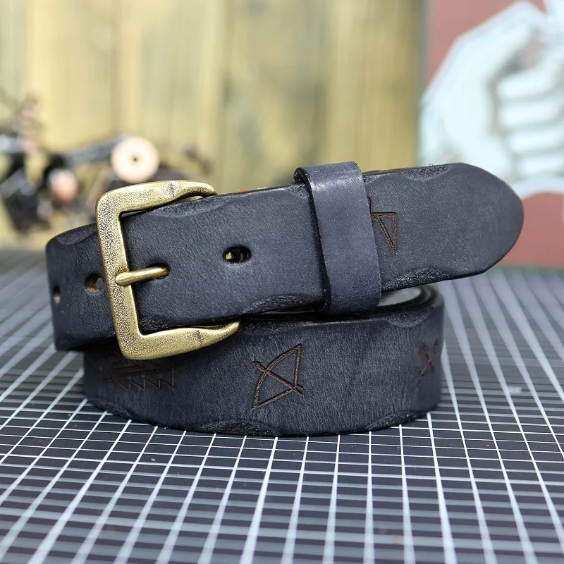 حزام رأس جلد البقر للرجال جينز ريترو برونزي دبوس فئة حزام ربطات عنق غير رسمية
