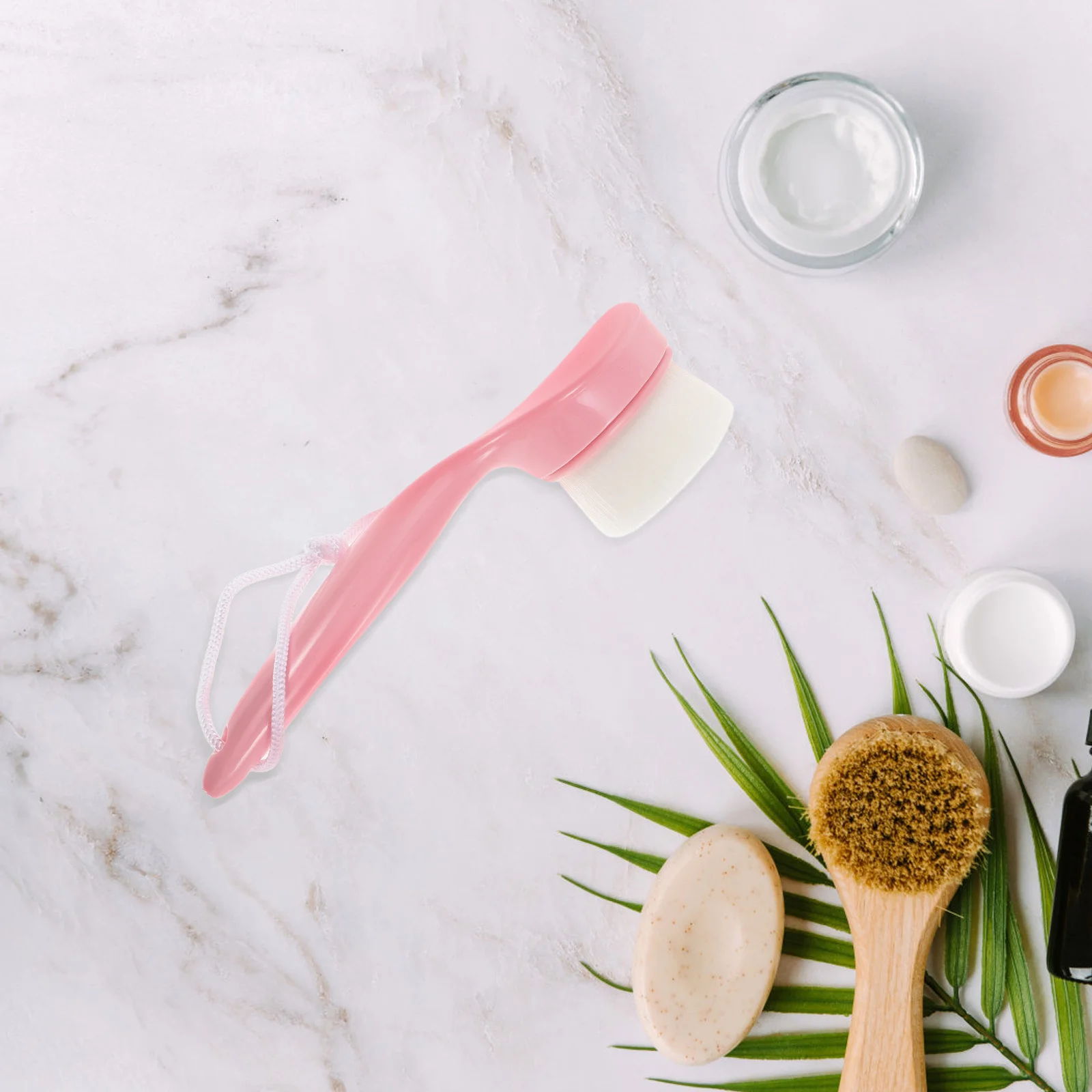 

Exfoliating Face Brush Soft Bristle Head Long Handle Design Facial Cleaning Scrubber Ideal Daily Use Members