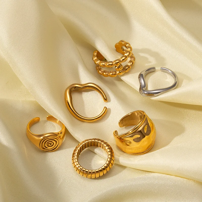 

Vintage Trendy 18k Gold Stainless Steel Hammered Pleated Threads Open End Rings for Women Silver Color Personality Jewelry Gifts