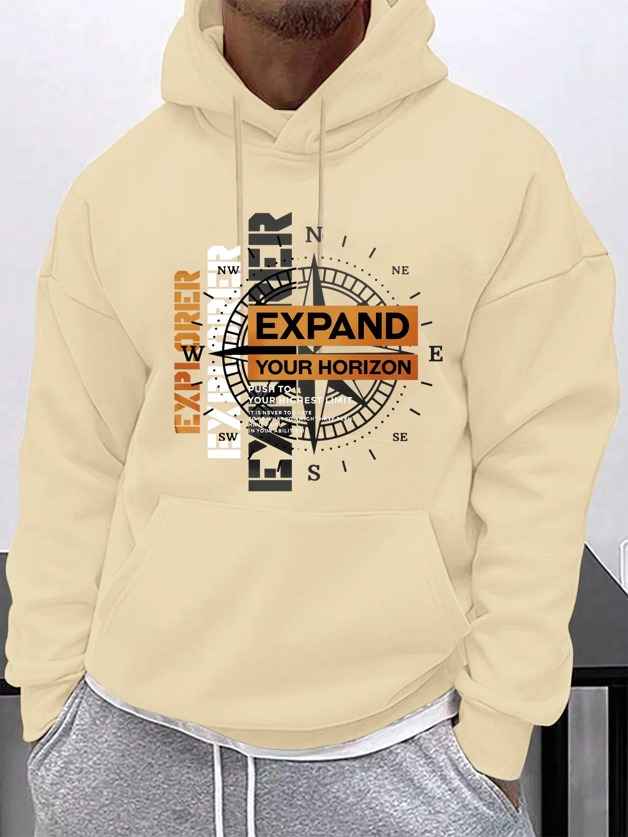 Outdoor motivational men's pullover hooded sweatshirt with retro compass-shaped letters print and casual long-sleeved top