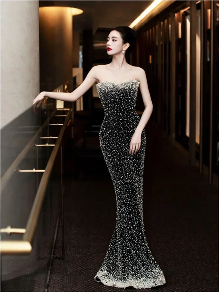 

black host birthday toast light morning dress new style