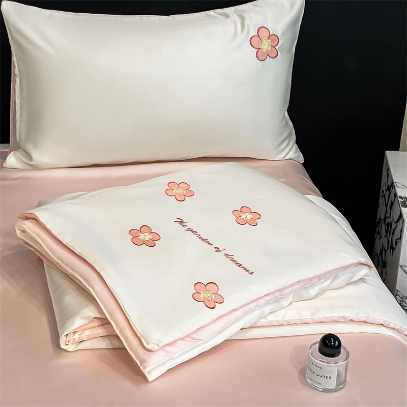 Silky Touch Embroidery Summer Quilt Washed Ice Silk Breathable Cooling Blanket Soft Cloud-feeling Comforter Light Luxury Duvet