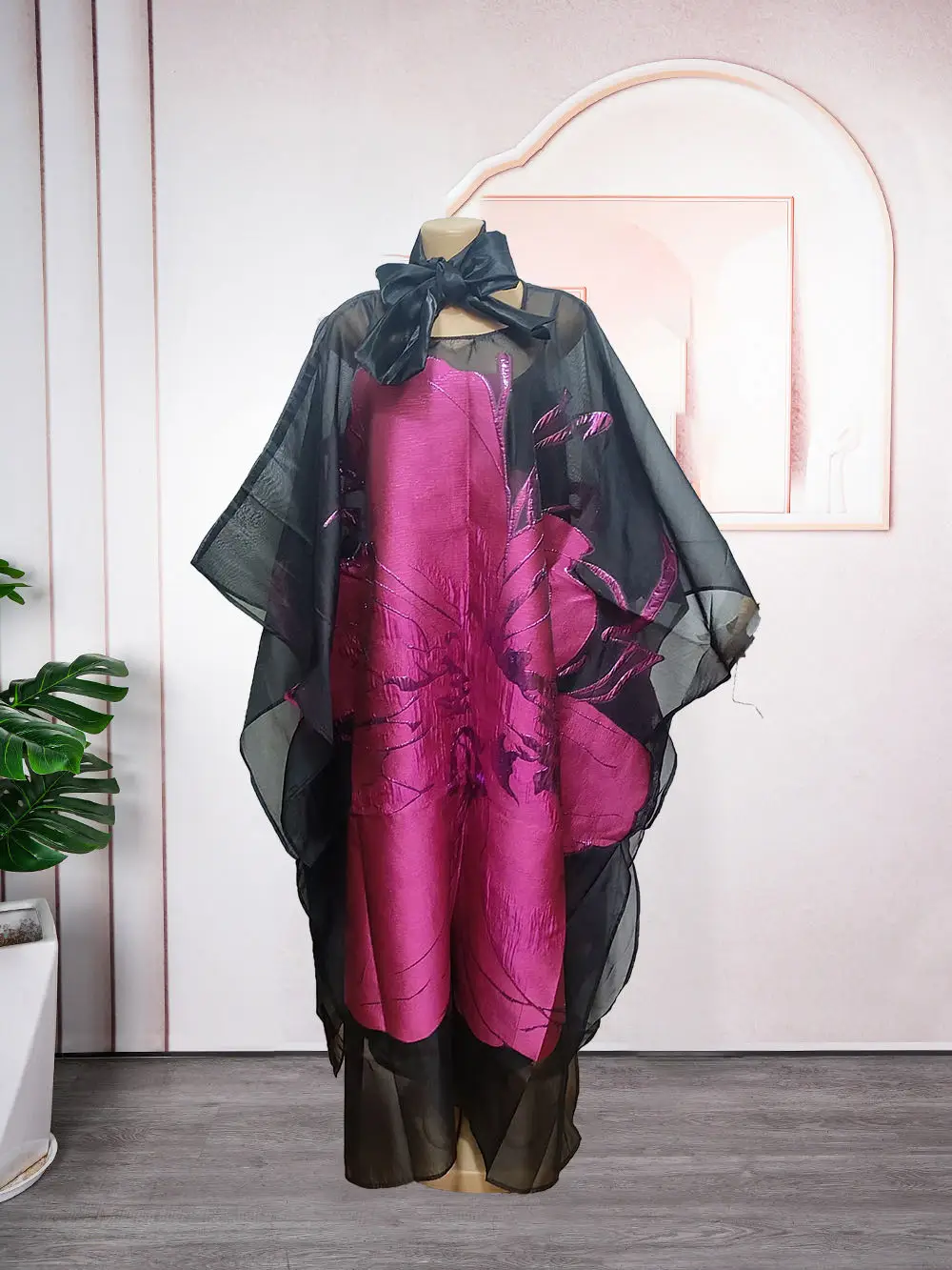 

Модные африканские платья для женщин. Роскошные африканские платья для женщин. Роскошные африканские платья из двух частей. Шикарное африканское платье для женщин.