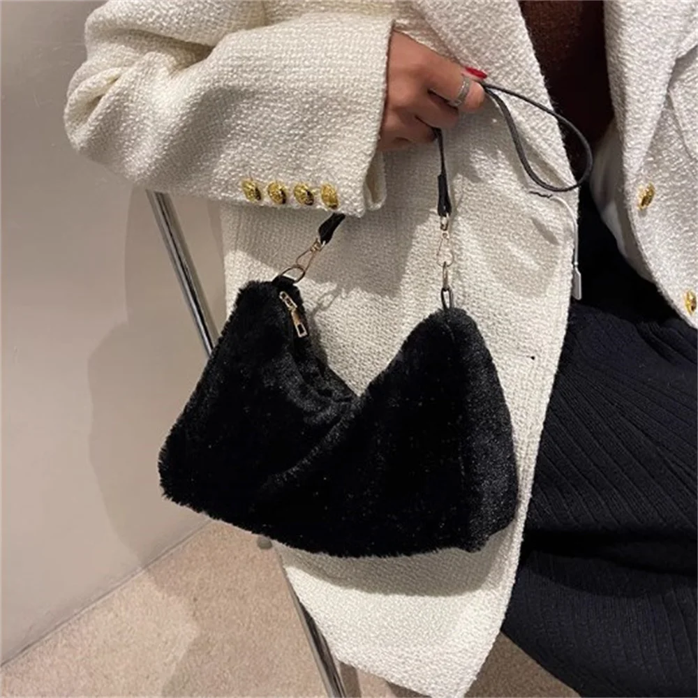 Fashion Furry Plush Crossbody Bags Simple Shoulder Bag Women\'S Warm Handbags 2023 Autumn And Winter Chain Tote Bags Wholesale