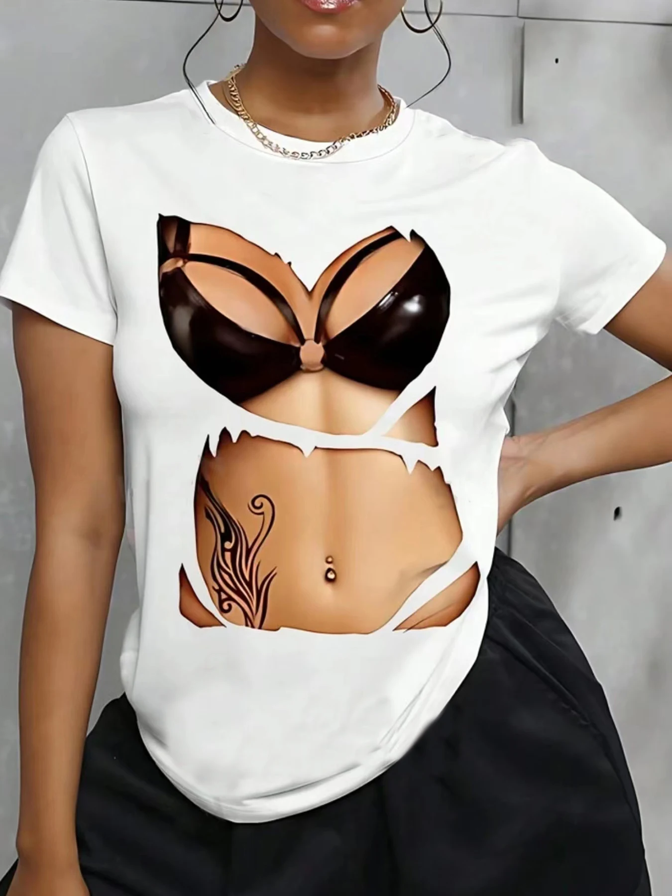 

Bust pattern Plus size women's round neck short sleeve T-shirt with elastic half sleeves and trendy prints