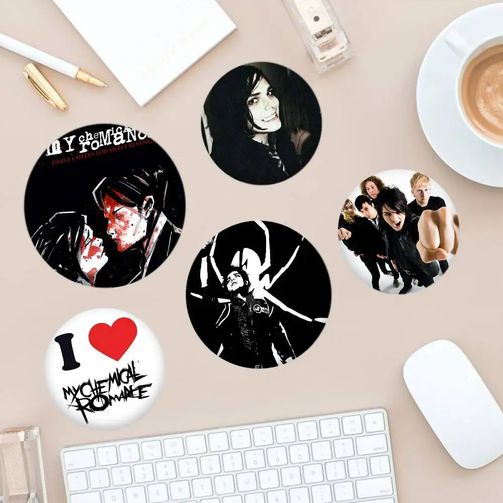 

My C-Chemical R-Romance Badges Creative Tinplate Button PinsBrooch Badge Clothes Backpack