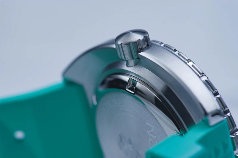 THORN Männer Automatische Uhr 44MM Mechanische Armbanduhr Taucher 200M Wasserdicht Leucht Saphir Spiegel NH35 Militär