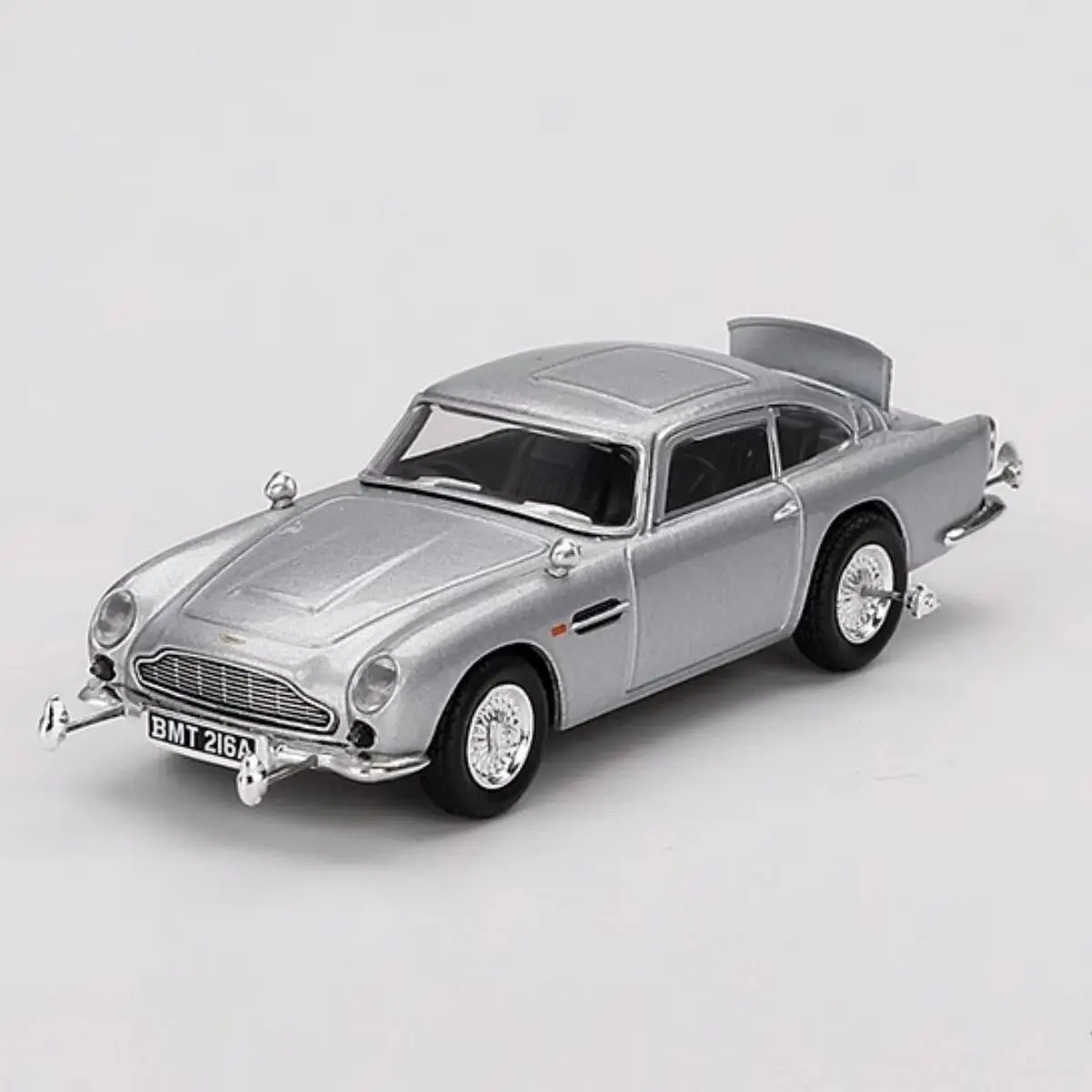 

Литая под давлением модель автомобиля MINIGT TSM 900 1:64 DB5 007