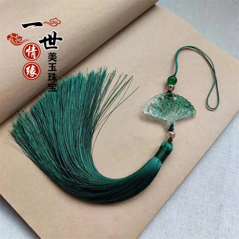 Antique Style Pendant Personalized Gradient Fan Tassel Pendant on Chest with Pressure Lapel Pendant Fan Pendant Bag Hanging