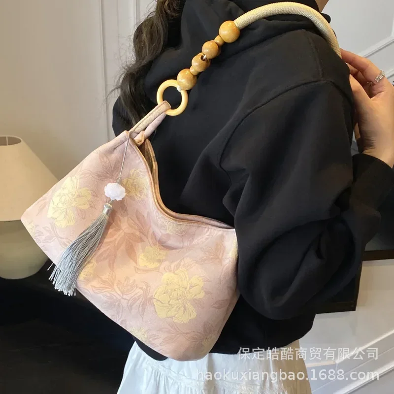 

2025 Women's Chinese Style Embroidery Tote - Spacious Oriental Crossbody & Shoulder Bag with Fashionable Daily Design