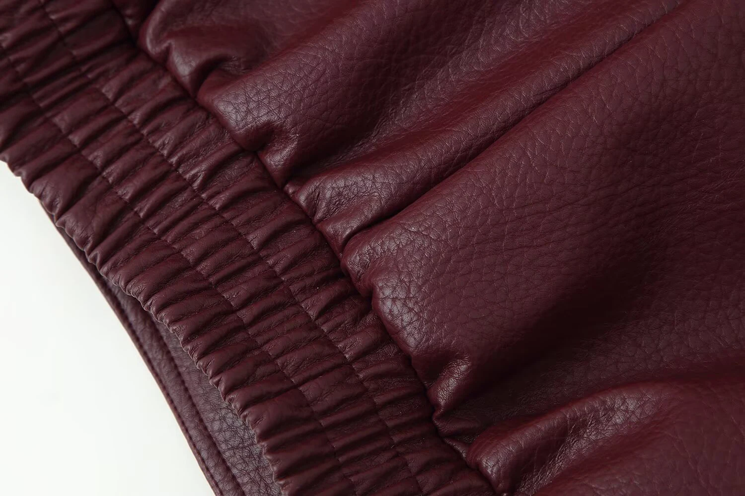 แจ็คเก็ตหนังเทียมแบบถอดปกได้ สไตล์ยุโรปและอเมริกา คอลเลคชั่นใหม่ ฤดูหนาว 2025 สำหรับผู้หญิง ทรงหลวม