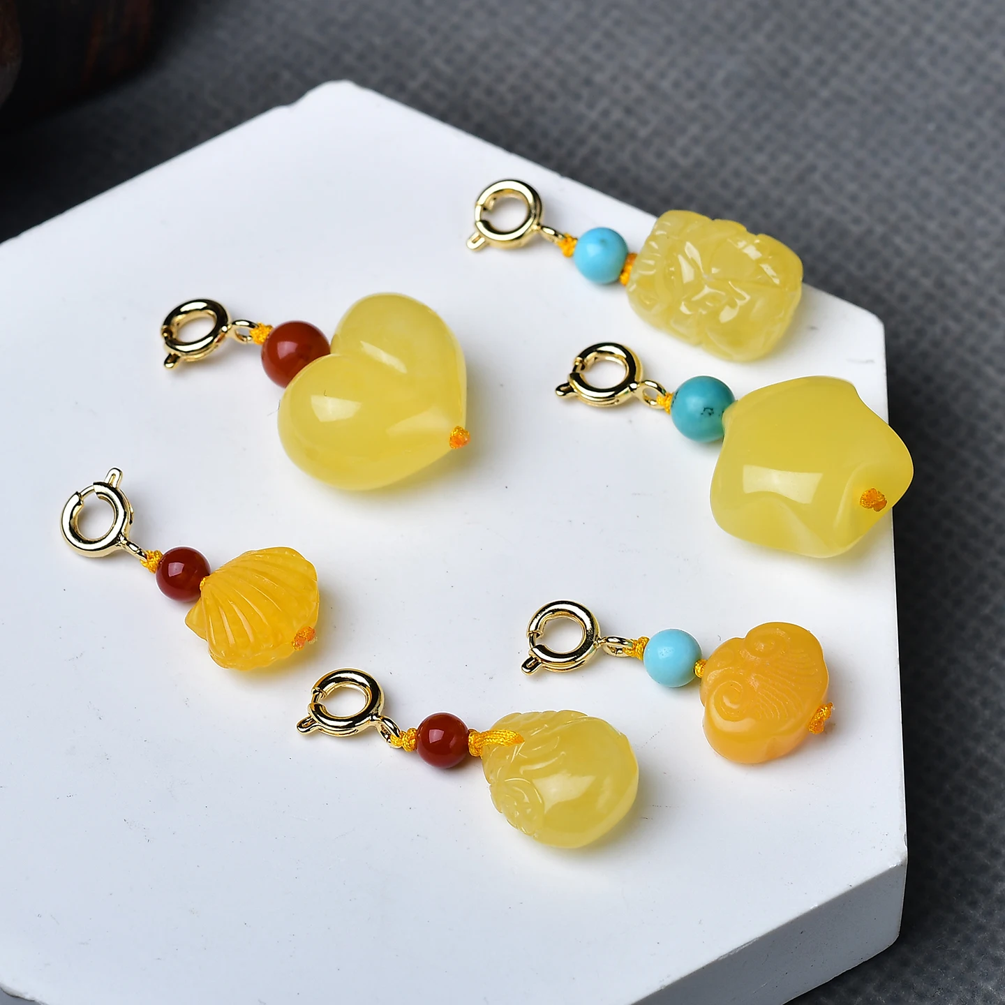 Monedero de cera con diseño de corazón de miel Xi Wang, monedero con forma de corazón de cinco puntas, accesorios pequeños, bolsa para dinero, accesorios culturales, accesorios universales.