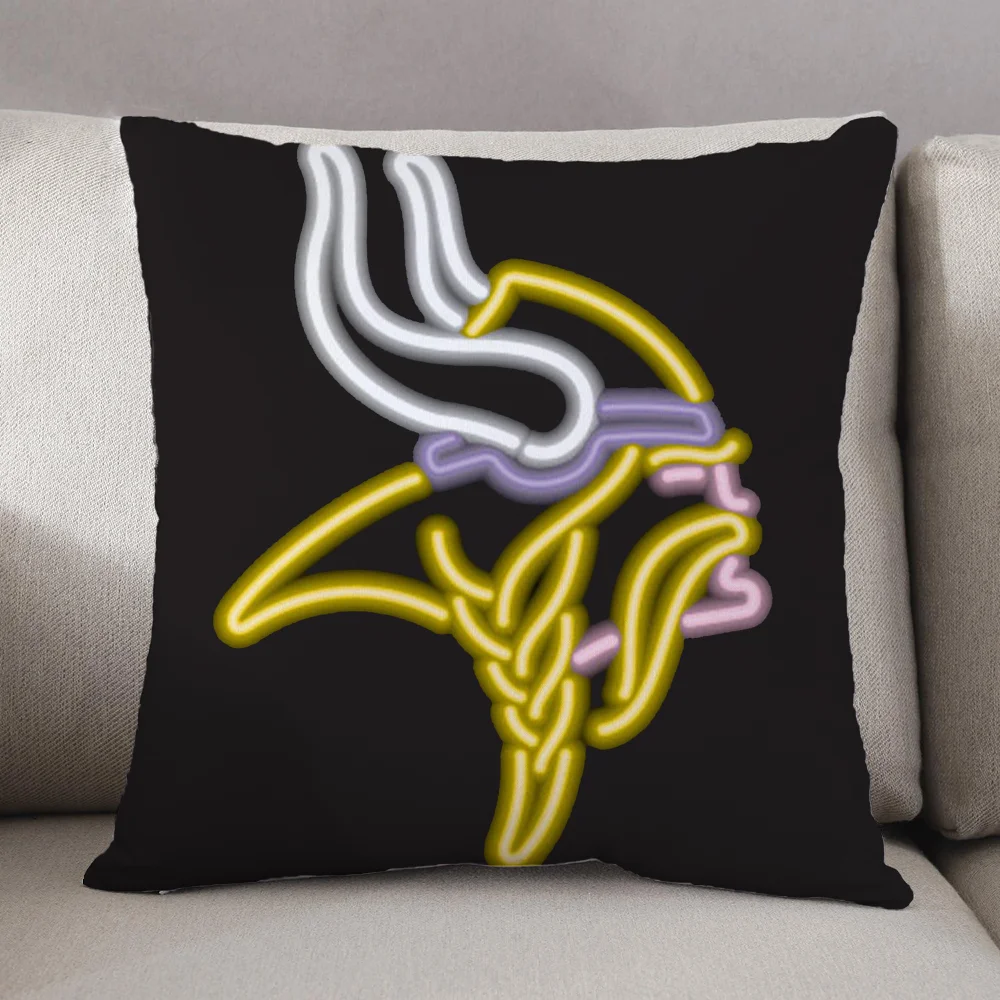 Personalized Gift Minnesota Vikings Luxury Living Room Decoration Decorative Pillows for Sofa Cushions Cover Pilow Covers Home