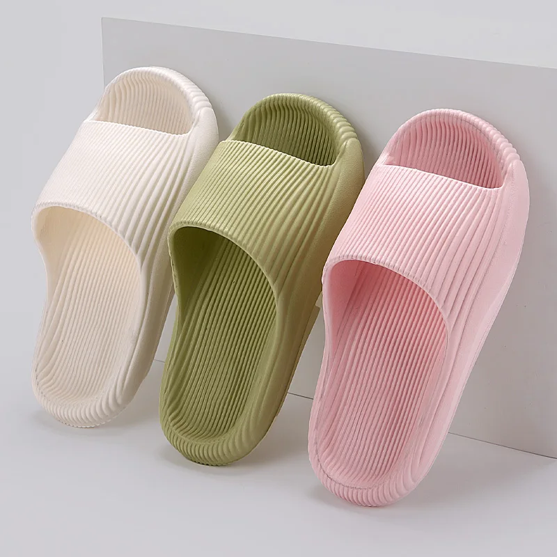 New Fashion Soft Home Slippers Women Flat Lightweight Non Slip Bathroom Indoor Slides Woman 2024 Summer Comfort Beach Flip Flops