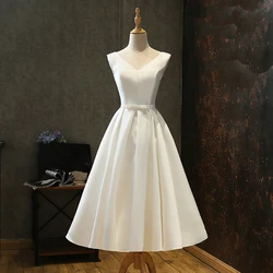 White Vintage Satin Homecoming Dresses Tea-Length V-neck Sleeveless Open Back Short Prom Dresses Party Gowns Wedding Party Dress