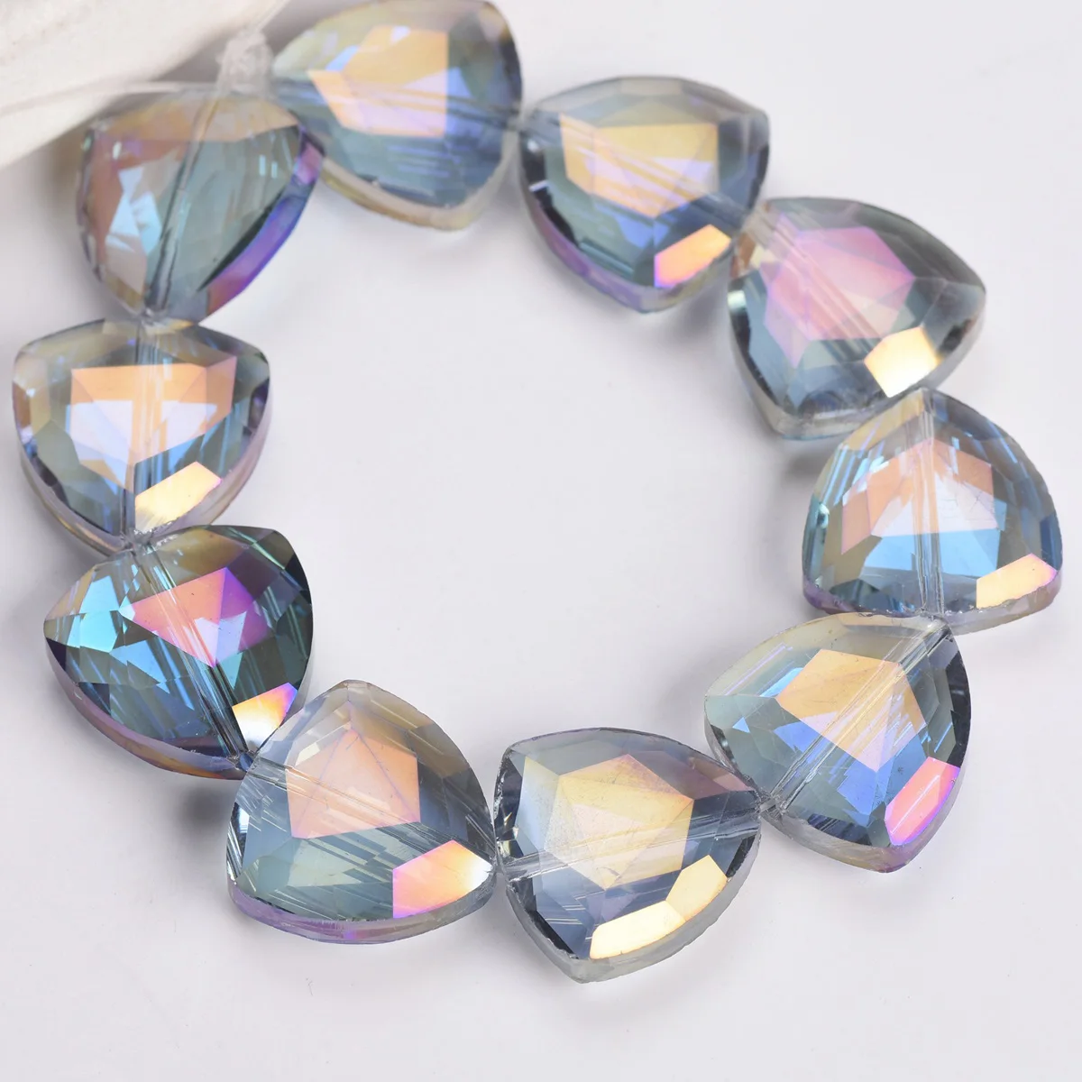 10pcs 18mm Colorful Triangle Faceted Crystal Glass Loose Beads for Jewelry Making DIY Crafts Findings