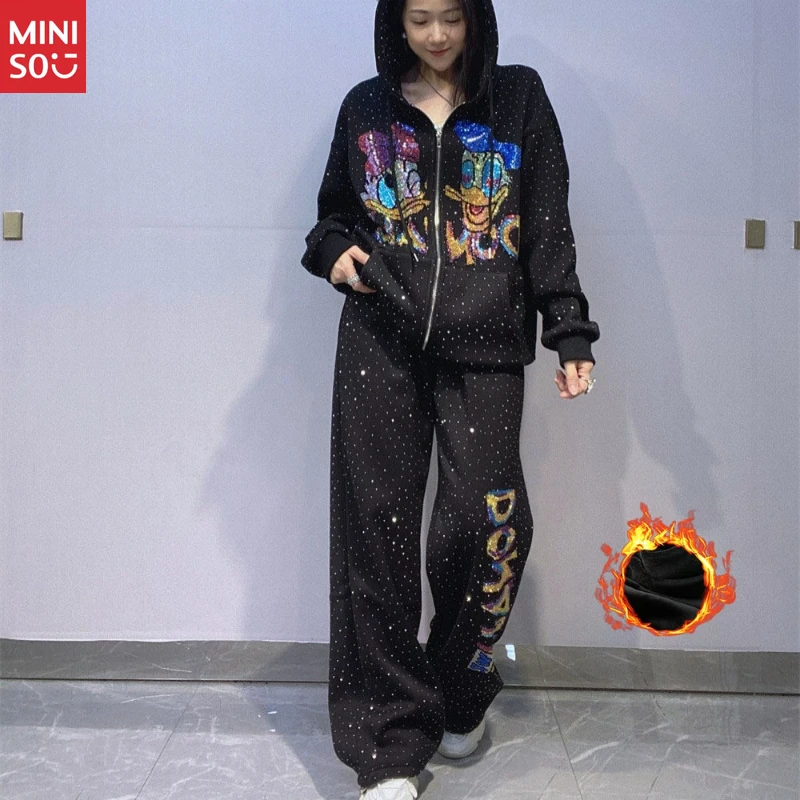

Miniso Women's 2025 Winter Set: Rhinestone Hoodie & Pants, Fleece-Lined Zip-Up Tracksuit