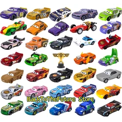 Disney Pixar Cars 3 Zygzak Mcqueen Smokey Chick Hicks Kolekcja 1:55 Odlewane pojazdy Alloy Car Toys Model dla dzieci Prezent