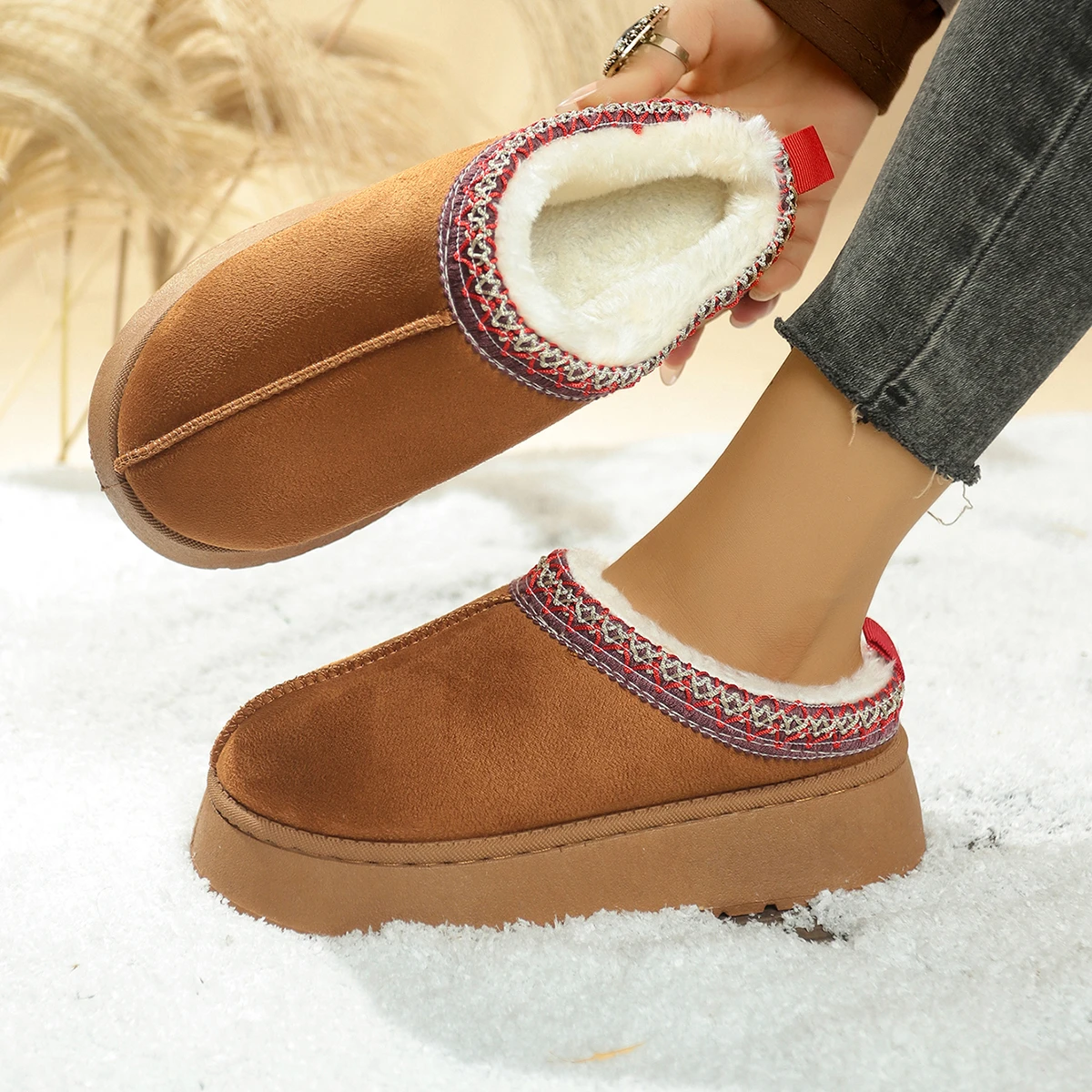 Winter Women Snow Home Boots Warm Platform Cozy Shallow Ankle Boots Brown Thick Sole Slip on Outdoor Shoes Zapatos De Mujer