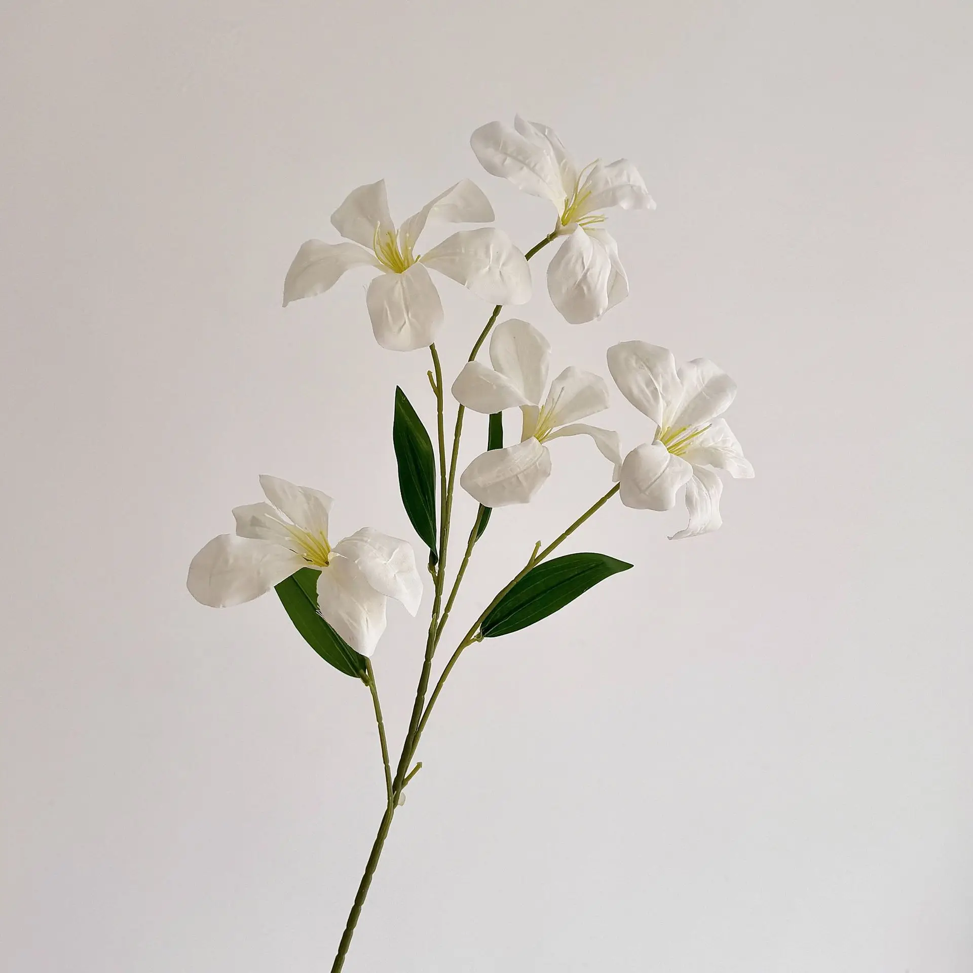 Oil Painting Style Artificial Renanthera, Faux Flowers for Living Room Decor, Wedding & Shop Window Landscape Ornaments