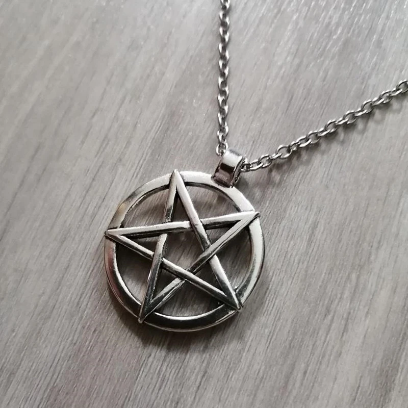 New Fashion Necklace Punk Star Pentagram Pendants Short Long Women Men Colar Gift Jewelry Choker for Women Men Gift