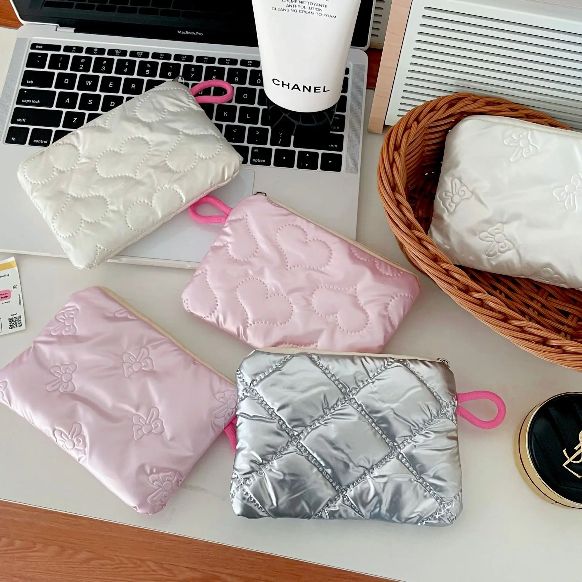 

Women's Coin Purses Diamond Grid Silver Heart Cute Sweet Y2k Fashionable Handbags Lipstick Headphones ID Card Storage Bags Girl