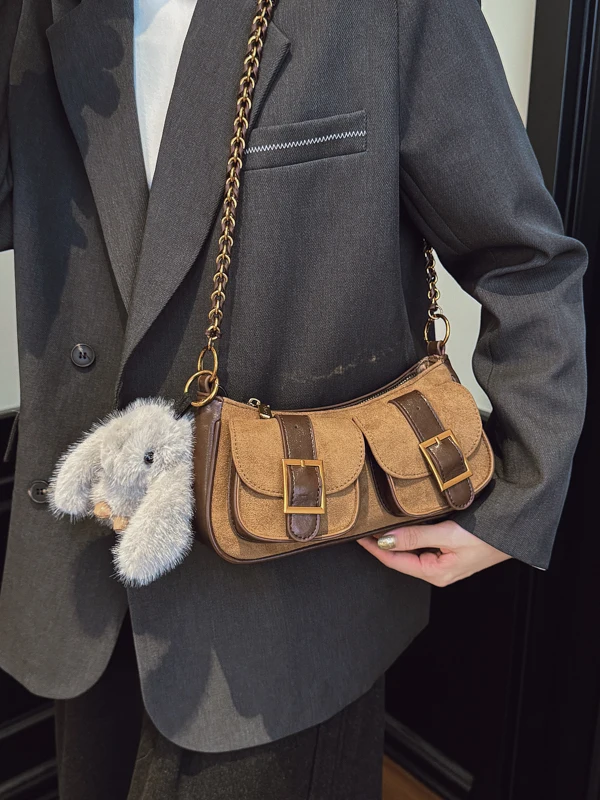 

Retro Crescent Moon Bag Women's Underarm Versatile Single oulder Chain Faion 2025 New Casual Bag Trendy Korean Sle