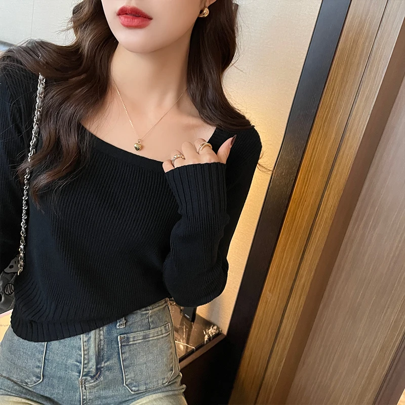 محبوك سترة المرأة البلوفرات جديد طويل الأكمام س الرقبة أسود أبيض متماسكة سترة البلوز النساء بلايز البلوزات النساء الملابس Q998