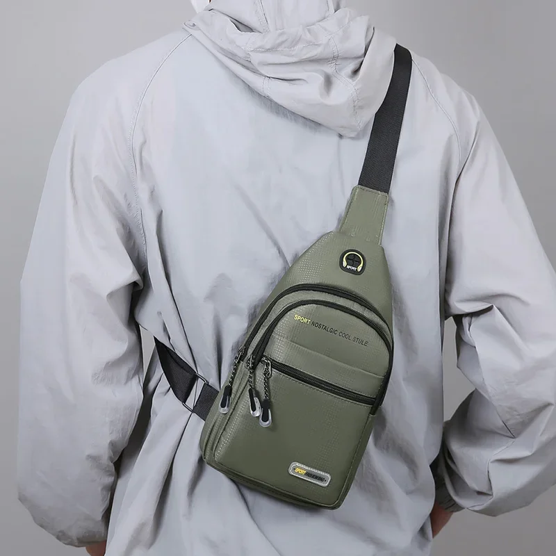 Lässige Herren-Umhängetasche mit mehreren Taschen zur Aufbewahrung, geeignet für leichte Umhängetaschen, multifunktionale Brusttaschen – Detail 2