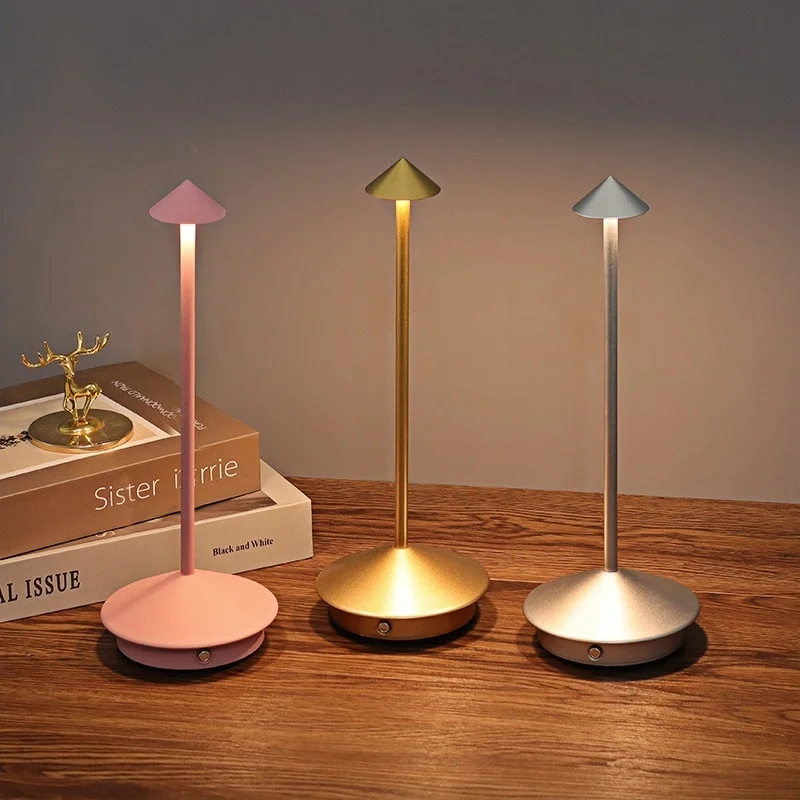 

Creative Mushroom Rechargeable Battery Cordless Desk Lamp, Portable Led Metal Book Light, Dining Room Bedside Atmosphere Light