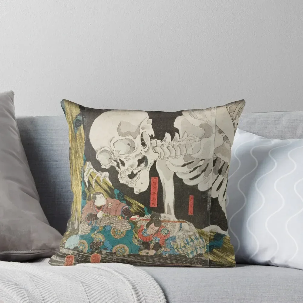 Takiyasha the Witch and the Skeleton Spectre, Utagawa Kuniyoshi, 1844 Throw Pillow Covers For Sofas Sofa Cover pillow